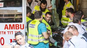 la-fg-israel-palestinians-stabbing-attack-2015-001